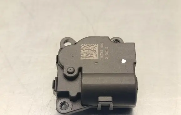 Tesla Model Y Juniper Air flap motor/actuator Y1000766