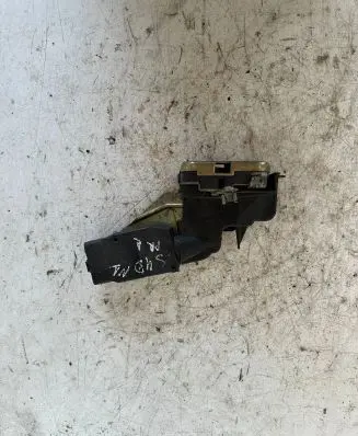 Volvo S40, V40 Front door lock