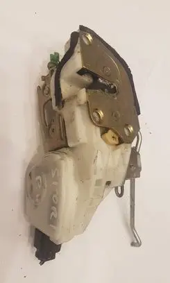 Mitsubishi Pajero Sport I Front door lock
