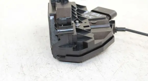 Ford C-MAX II Front door lock AM5AU21813DA