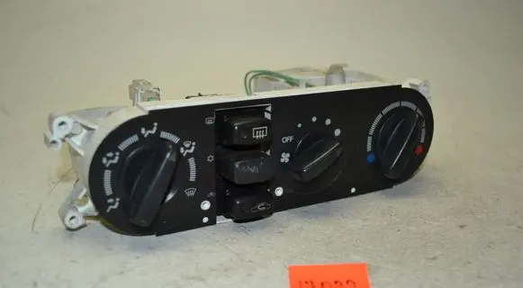 Mitsubishi Galant Climate control unit MR216137 S8713 96Z13