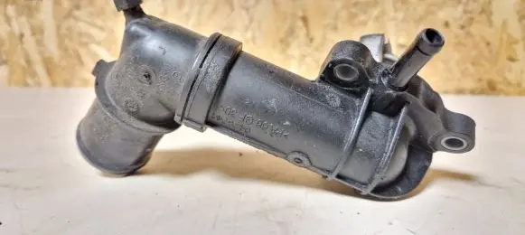 Opel Insignia A Thermostat housing 0428741