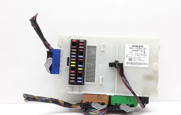 Volvo S80 Fuse module 7G9T14C256GA 30765877AC