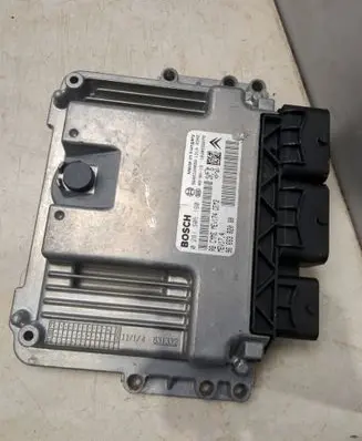 Citroen C3 Engine control unit/module 0261S05190 9666320880 9666382080