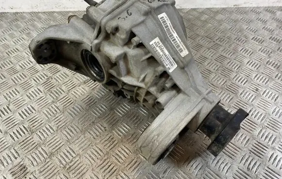 Jeep Grand Cherokee Rear differential P68251552AA
