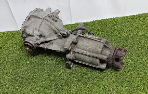 Ford Escape Rear differential 3L844026CA 4026CA 393
