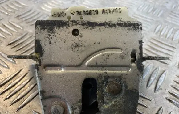 Mercedes-Benz B W245 Tailgate/trunk/boot lock/catch/latch A1697400235