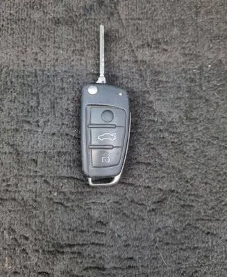 Audi A4 S4 B7 8E 8H Ignition lock 8E0837220Q