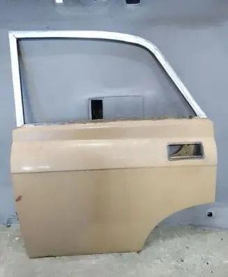 Moskvich 2140 Rear door