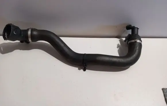 Jaguar F-Pace Engine coolant pipe/hose