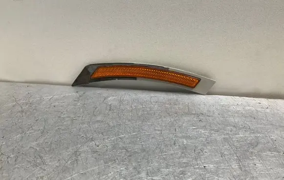 BMW 5 E60 E61 Front bumper corner part panel trim 7839088