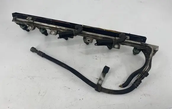BMW 5 E39 Fuel main line pipe 0280150415 1729319