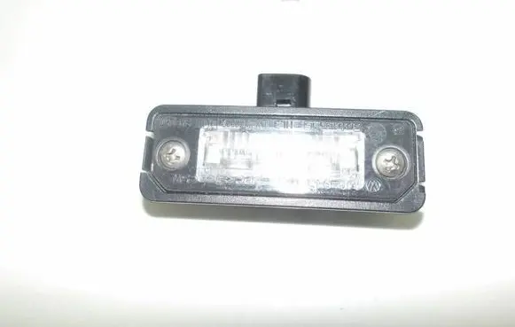 Volkswagen Golf VI Number plate light 1J6943021B