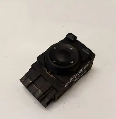 Skoda Octavia Mk1 (1U) Wing mirror switch 1U1959565C
