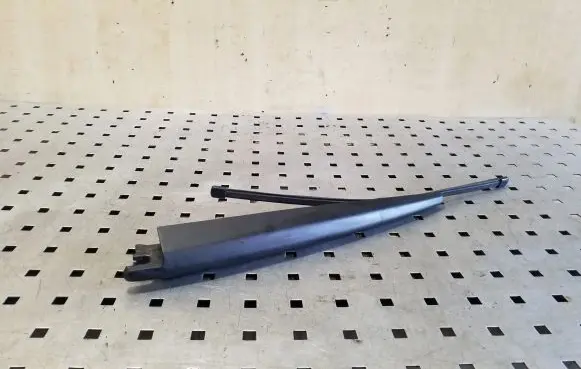 Volvo XC70 Rear wiper blade arm 30663892 80016957