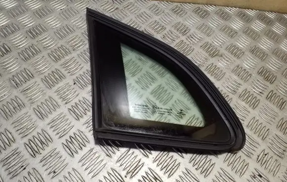 Volvo V40 Rear side window 31386778