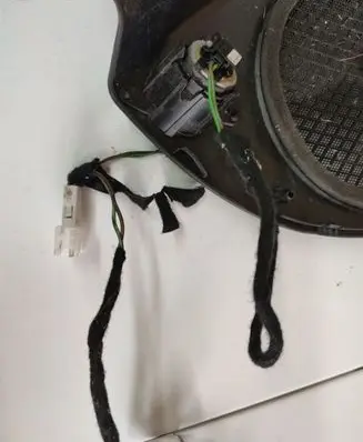 Mercedes-Benz B W245 Front door speaker A2118200202