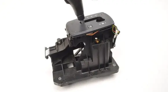 Volvo C70 Gear shifter/selector 30787030