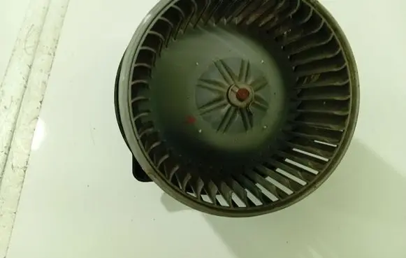 Toyota Yaris Heater fan/blower 1940000821
