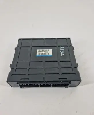 Mitsubishi Pajero Engine control unit/module MR967003