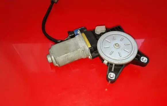 Chevrolet Captiva Rear door window regulator motor 25937970 001100185313 1F28