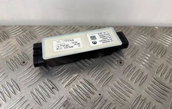 Chrysler Pacifica Sliding door control unit/module 68225094AE