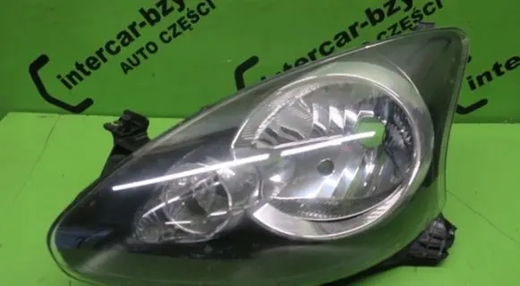 Toyota Aygo AB10 Headlight/headlamp