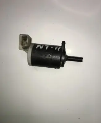 Nissan Terrano Windscreen/windshield washer pump 28920 0793