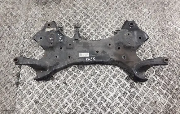Hyundai i30 Front subframe 62401G4AA0