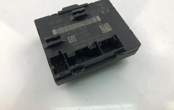 Volkswagen Golf VII Other control units/modules 5Q0959595E