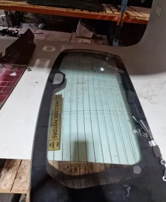 Chevrolet Captiva Rear windscreen/windshield window 