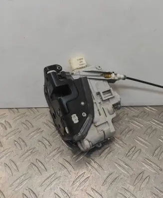 Audi A7 S7 4G Rear door lock 4G0839016