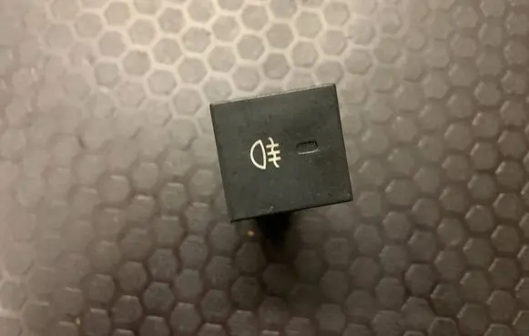 Hyundai Santa Fe Windscreen/window heater switch 202002962