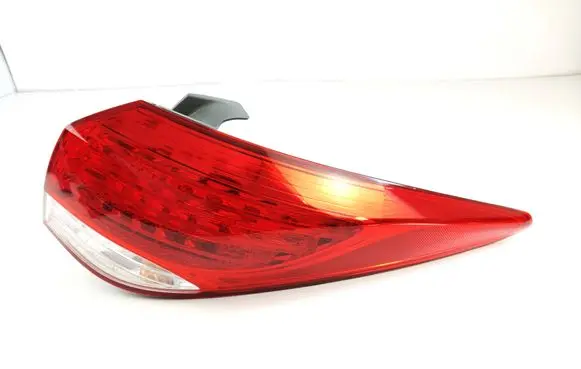 Hyundai i40 Rear/tail lights 924023Z000