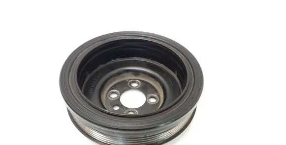Skoda Octavia Mk2 (1Z) Crankshaft pulley 038105243M