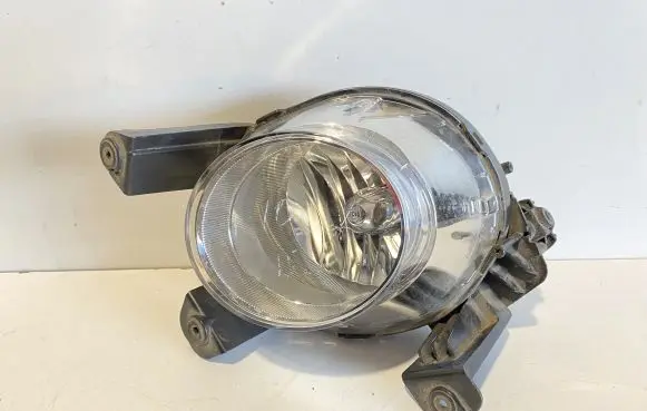 Hyundai i10 Front fog light 92201B