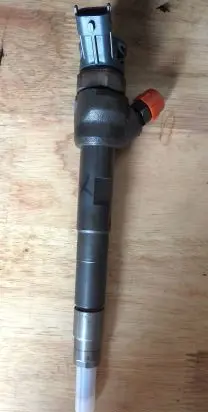 Land Rover Evoque I Fuel injector 0445110654
