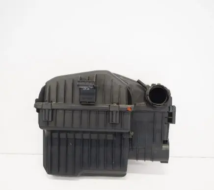 Peugeot 2008 I Air filter box 9826454780 Z12006528