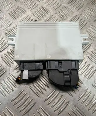 BMW 1 E82 E88 Convertible roof control unit 9211494