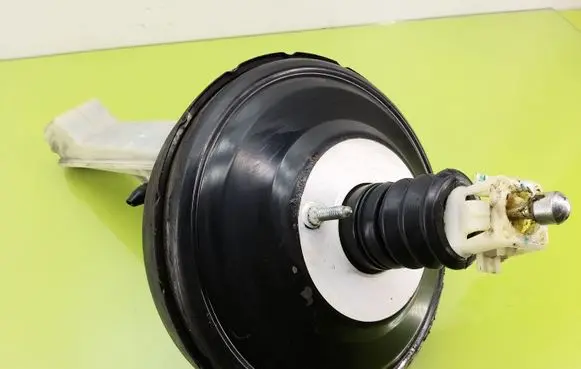 Chevrolet Aveo Brake booster 
