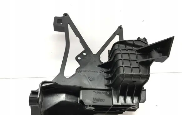 Mercedes-Benz E W213 Radiator support slam panel bracket A2136206500