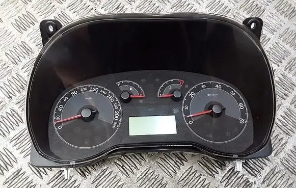 Speedometer (instrument cluster)