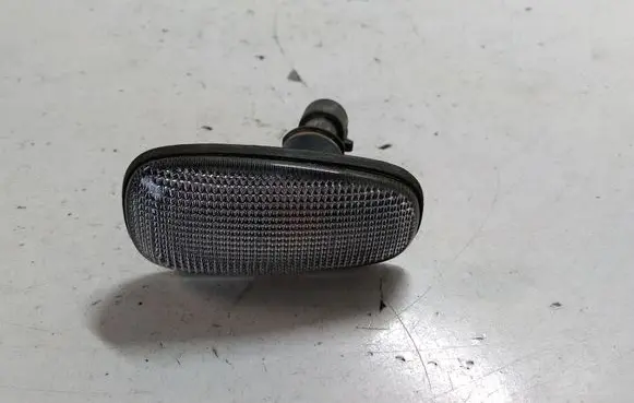 Opel Zafira A Front fender indicator light