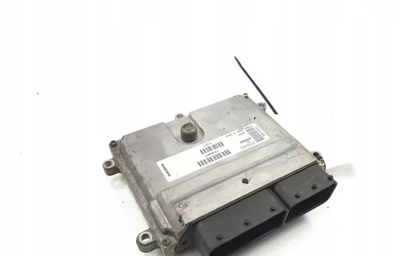 Volvo V50 Engine control unit/module ECU 30650677