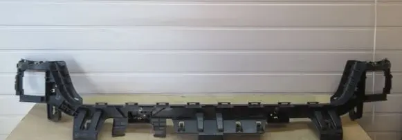 Audi A3 S3 8L Rear bumper mounting bracket 8VA807385