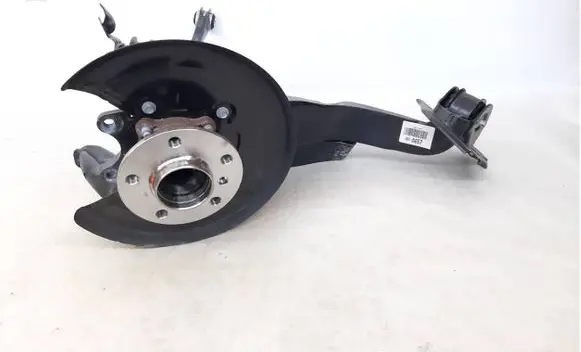 BMW 2 F46 Rear wheel hub spindle/knuckle 