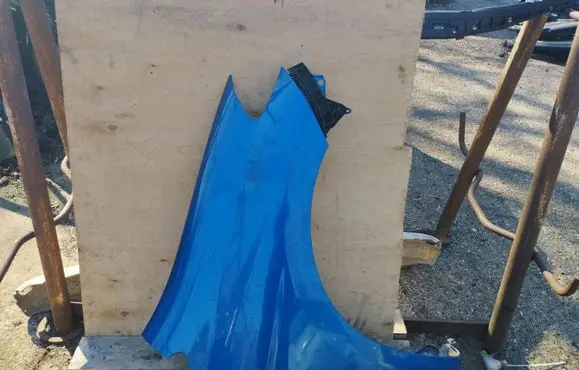 Honda FR-V Fender