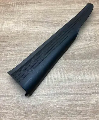 Mercedes-Benz E W211 Rear sill trim cover A2116800635 USED