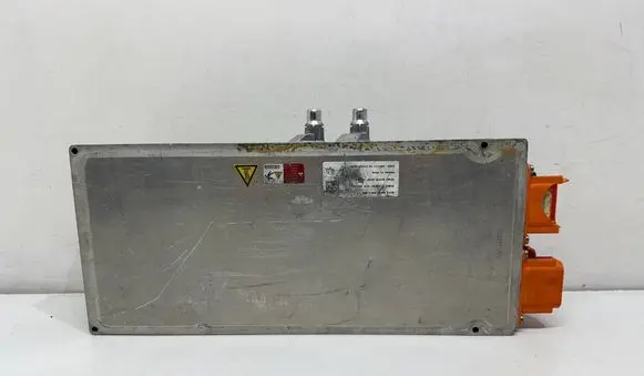 Porsche Taycan 9J1 Voltage converter/converter module 9J1915581BF
