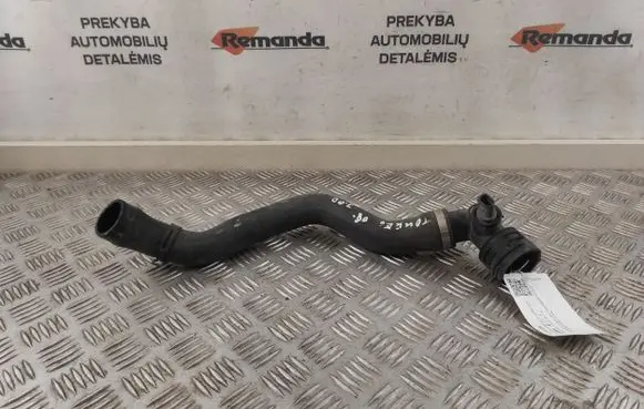 Volkswagen Touareg I Engine coolant pipe/hose 7L6122051